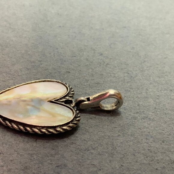 MOP Heart Pendant Silver Rope Mother Of Pearl White Iridescent Retro Vintage - Picture 3 of 5
